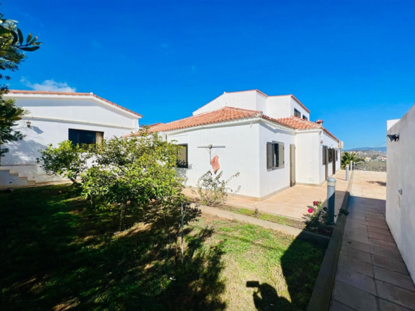 Villa-in-Santa Cruz de Tenerife